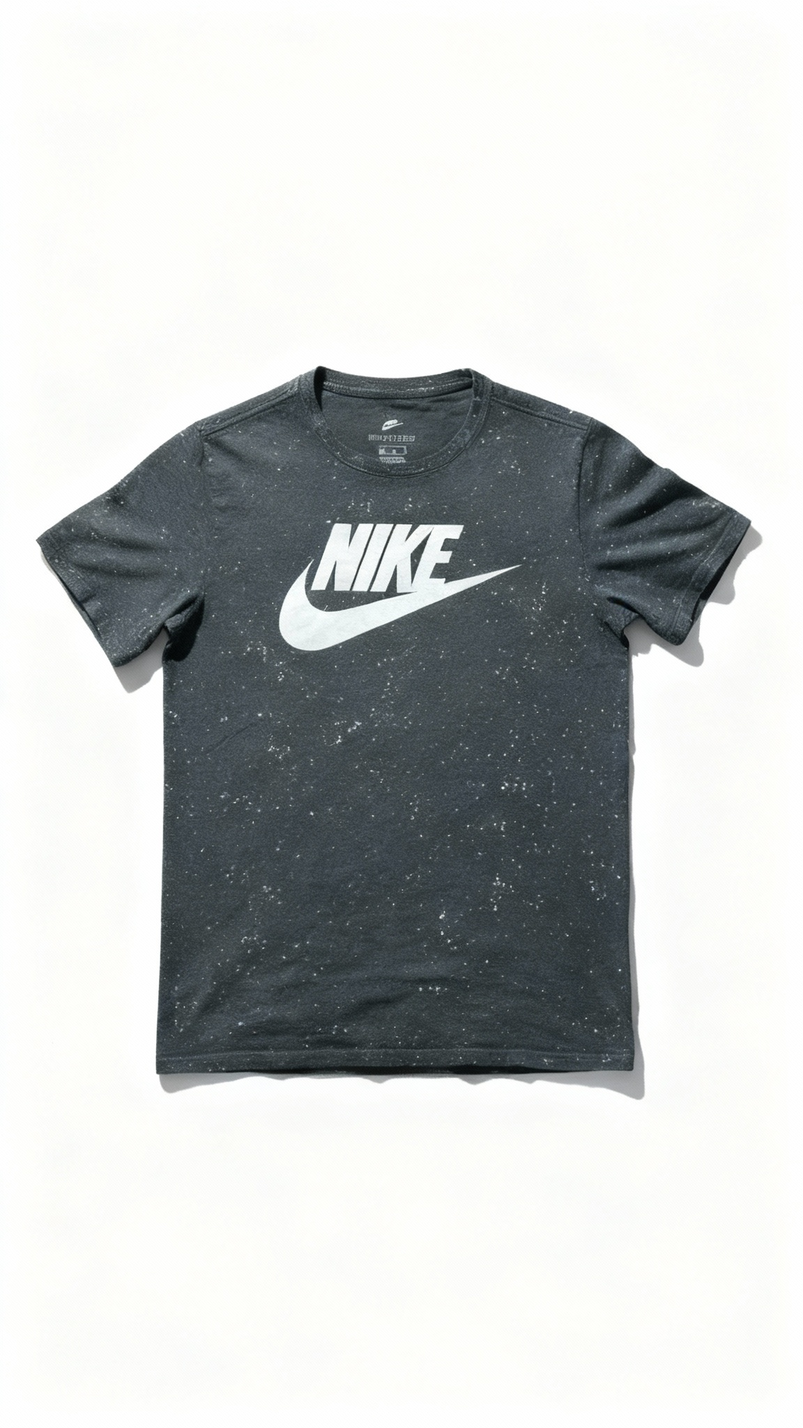 Maglietta Nike stile "rovinato"